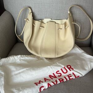 Mansur Gabriel bucket bag